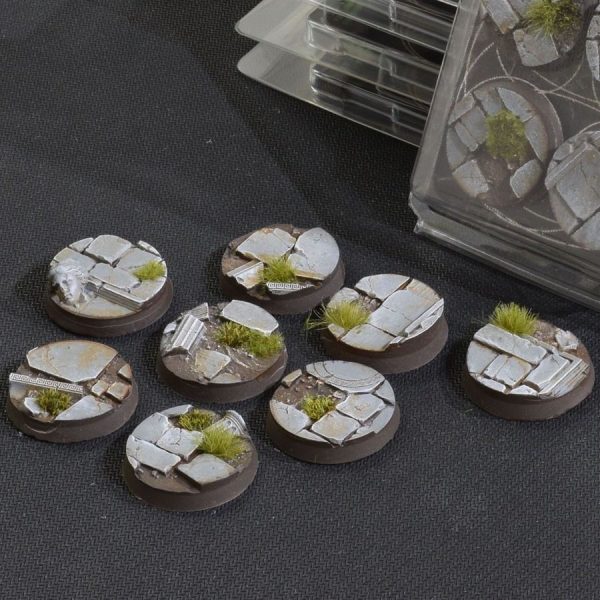Gamer's Grass Temple Bases Round 32mm